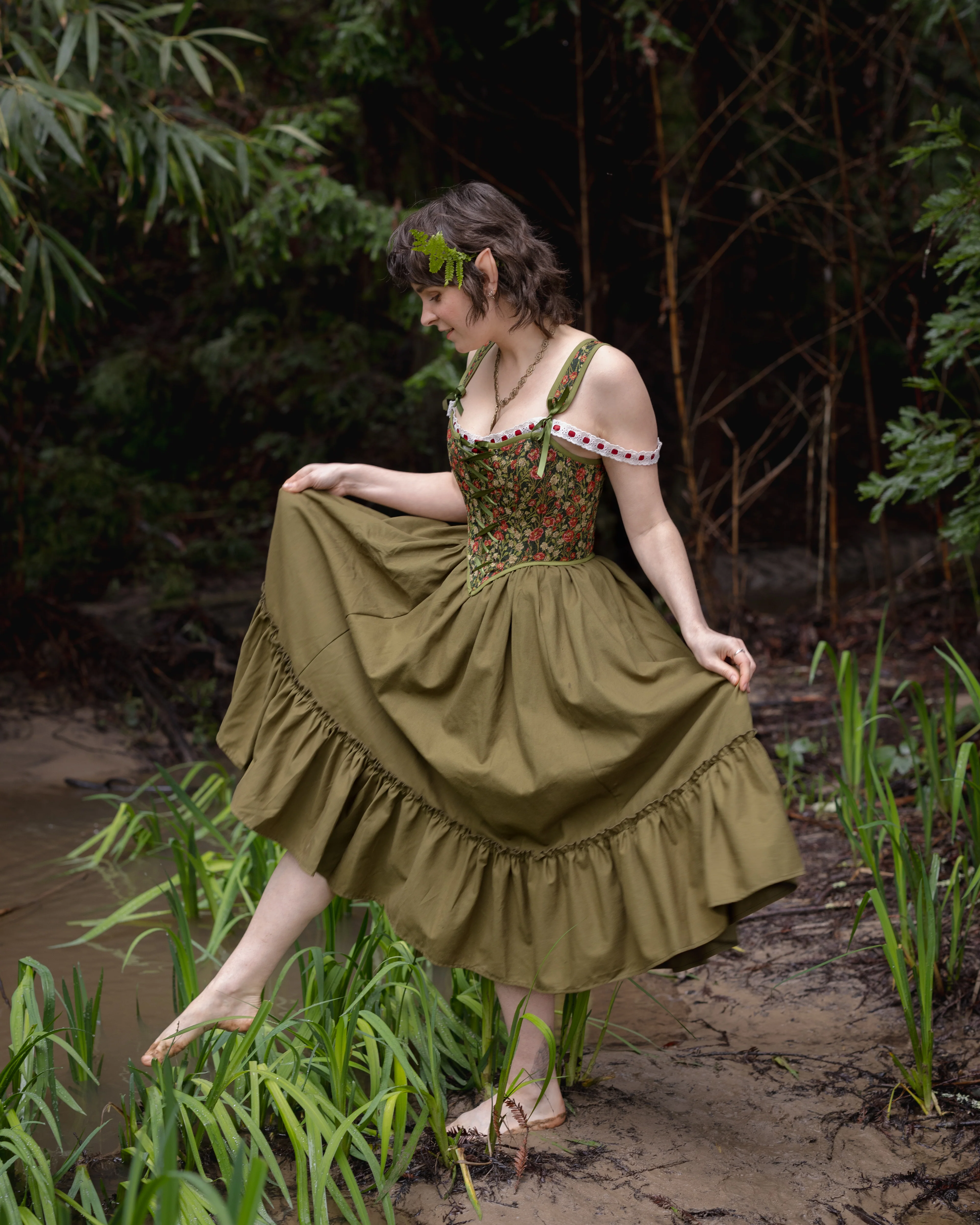 Green Floral Tapestry Corset - Image 10