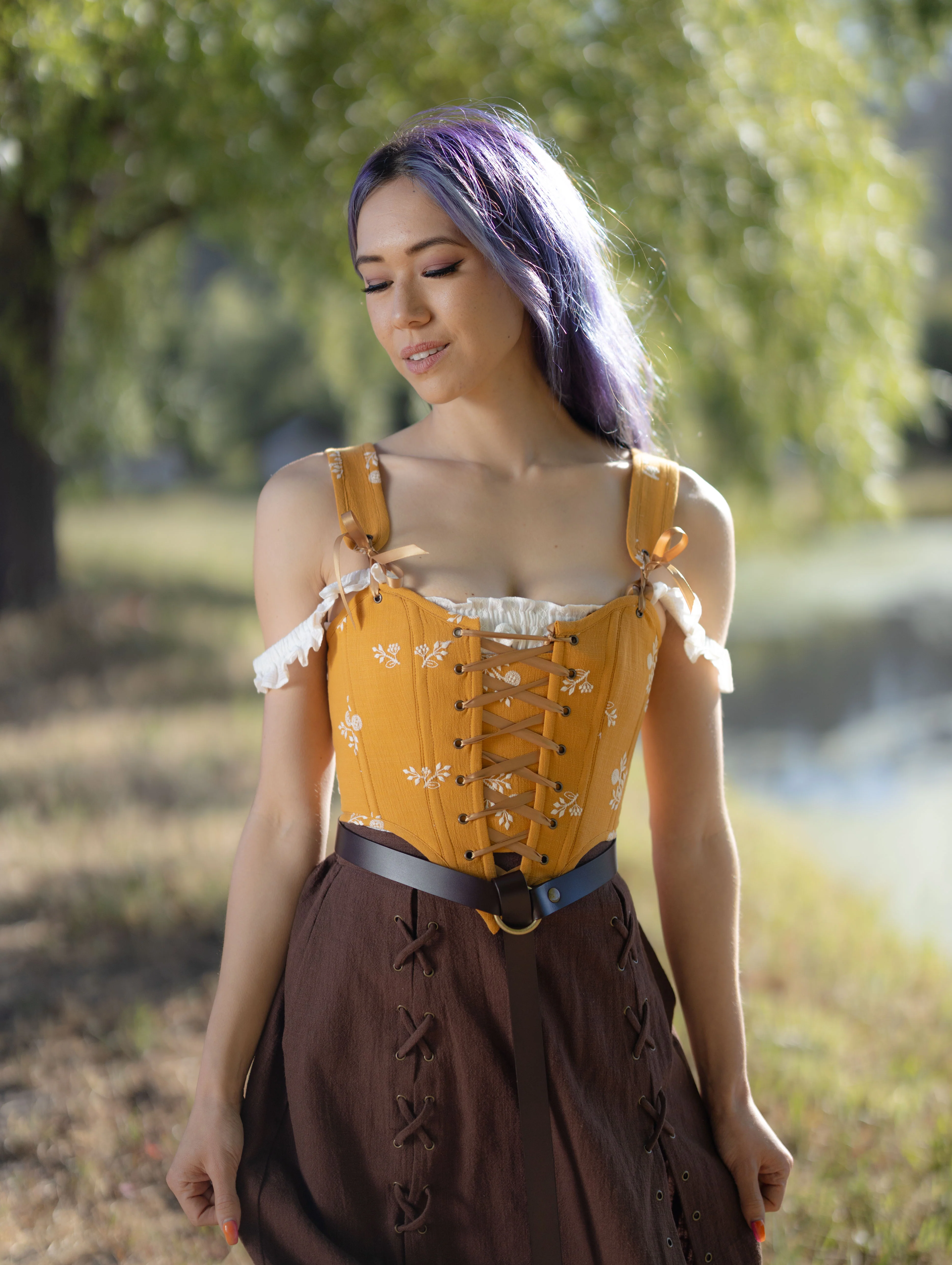 Yellow and White Floral Corset - Image 5